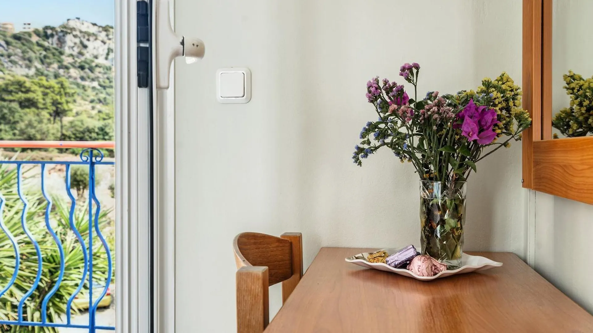 Efrosyni Apartment Markopoulo