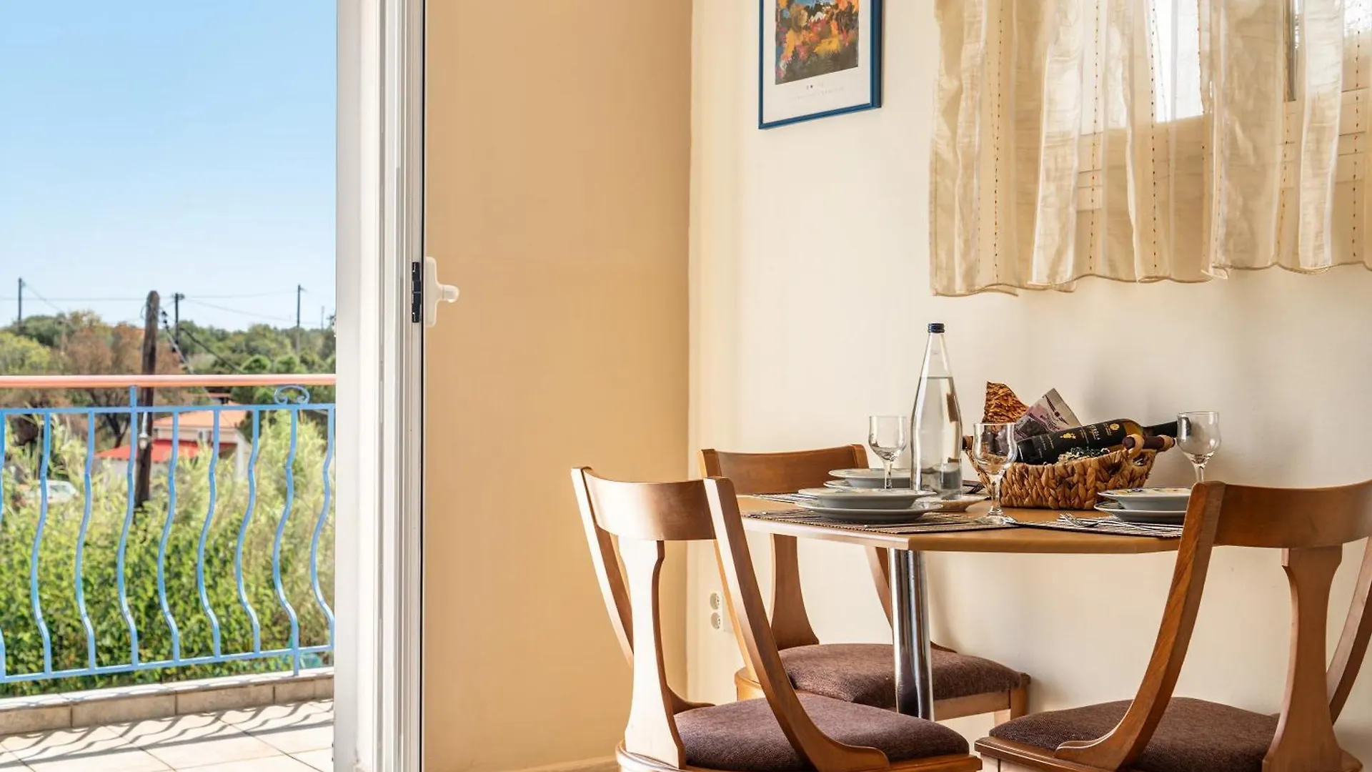 Efrosyni Apartment Markopoulo