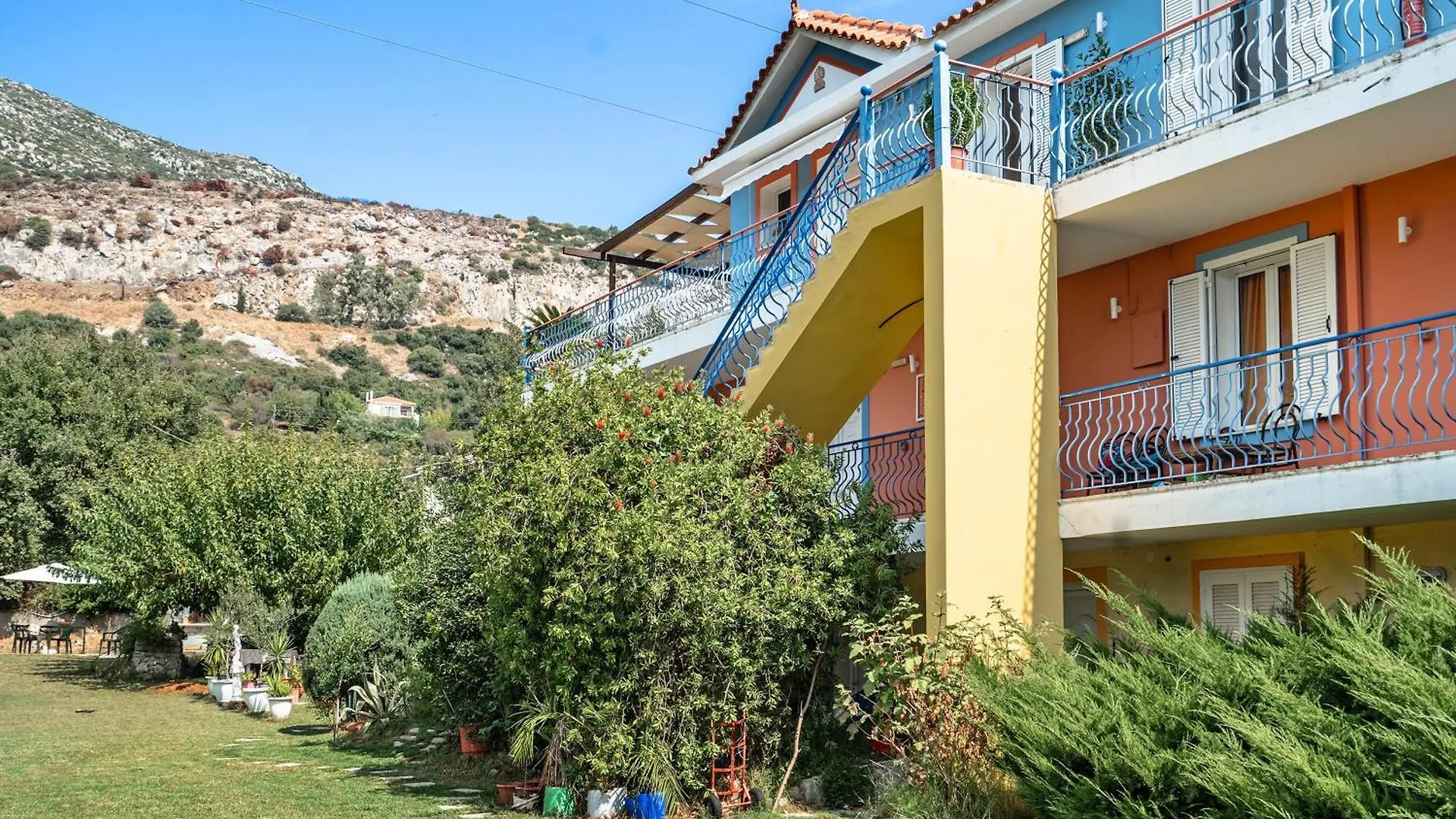 Efrosyni Apartment Markopoulo